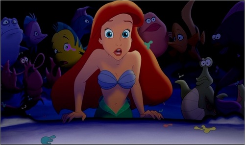  Ariel and cá bơn, bồ câu are ruined in the Club mermaid.