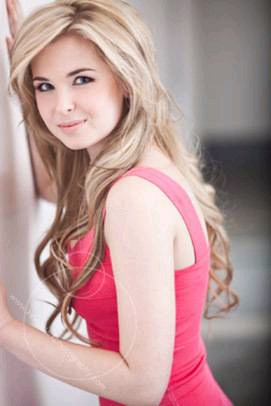  Kirsten Prout
