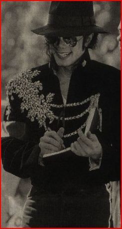  Michael jackson is the best ever <333