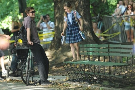  Renesmee barefoot with Edward