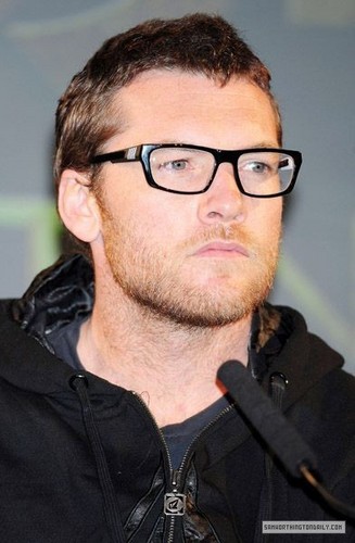  Sam at "Clash of the Titans" Japon Press Conference (04.07.10)