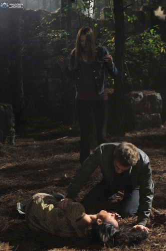  Stefan and Bonnie 1x09