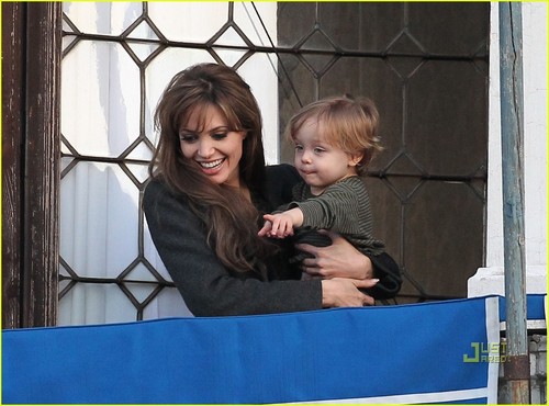  angelina in the balcony with knox