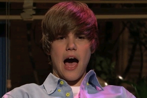 Bieber On SNL 4.10.10