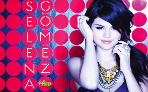  ciuman and Tell wallpaper Selena Gomez