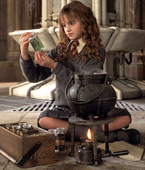  Hermione -- Emma