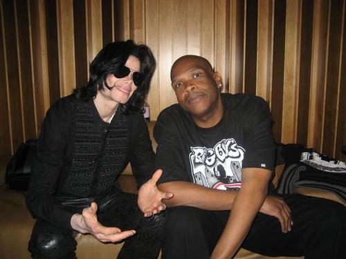  MJ recording...