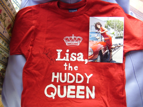 My T-shirt and photo signed by Lisa E