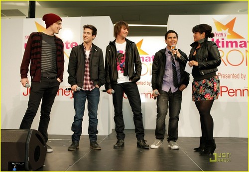  Big Time Rush Prom event