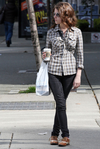  Coffee & Grocery Run in Vancouver [April 18]