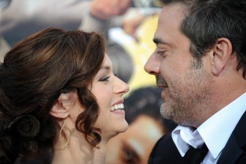  Hilarie برٹن and Jeffrey Dean مورگن at “The Losers” premiere on April 20, 2010 in Los Angeles