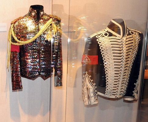  MJ Clothes