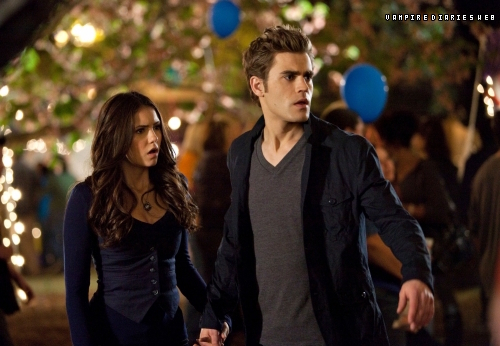  Vampire Diaries - Season Finale - Founder's دن - First Promo Pic