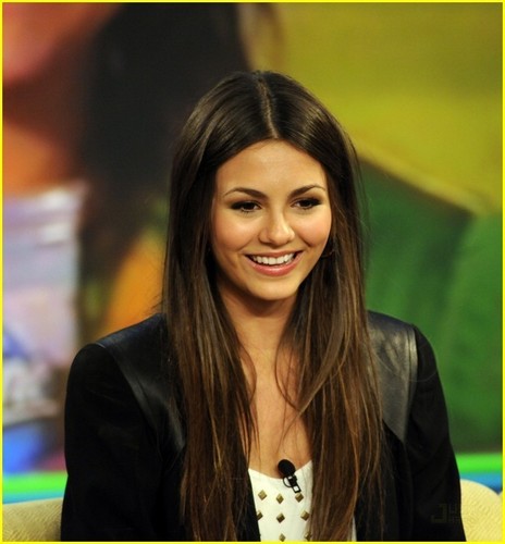  Victoria Justice: Teen reyna pamagat is Crazy!
