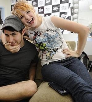  Zac and Hayley