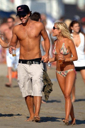  Brody and Kristin - plage