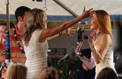  Nicole on the set of Just Go With It with Jennifer Aniston