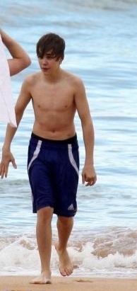  Shirtless Justin