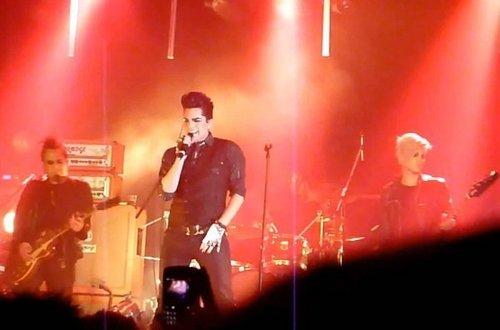  adam performing at gay heaven in 伦敦