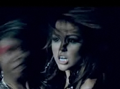  "Can't be Tamed" música Video Stills
