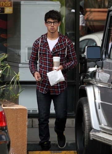  - Leaving Starbucks in Los Feliz, CA