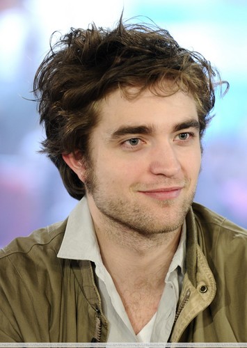  HQ foto Of Robert Pattinson On The Today mostra