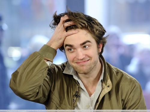  HQ các bức ảnh Of Robert Pattinson On The Today hiển thị