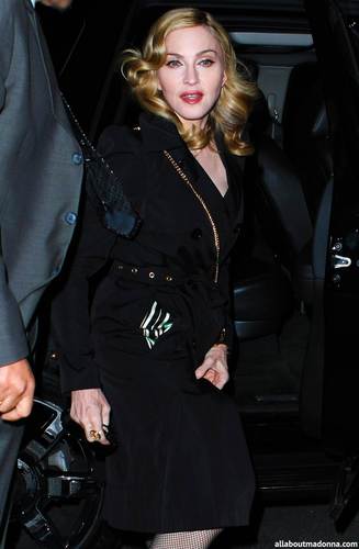  Madonna arrive at the Bent Benefit