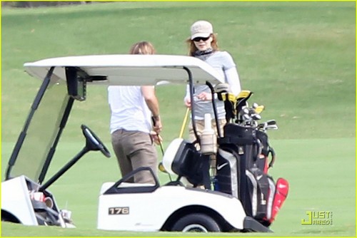  Nicole Kidman & Keith Urban Go Golfing