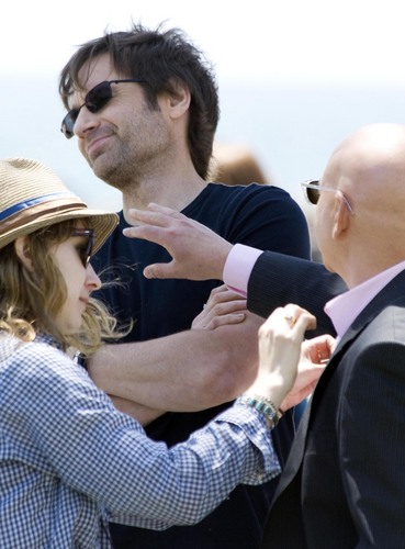  07/05/2010 - David and Evan filming Cali at Venice bờ biển, bãi biển [HQ]