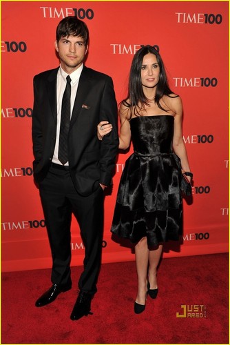  Ashton Kutcher: TIME 100 Gala with Demi Moore!