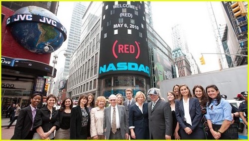  Hayden Christensen Rings NASDAQ Opening Bell!