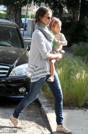  Jessica & Family out in Calif.