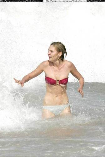  Kirsten: The đồ bơi, áo tắm Edition