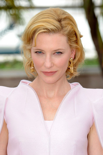  Cate Blanchett: Robin capuche, hotte Gets Canned!