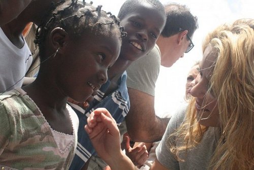  शकीरा visits Port-Au-Prince, Haiti - April 11