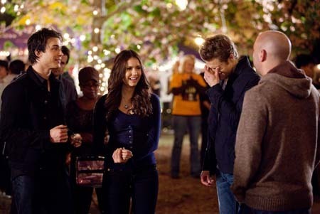  TVD_1x22_Founder’s Day_behind the scenes