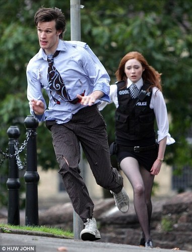  Doctor and Amy Pond