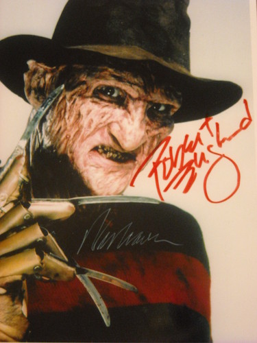  Freddy Krueger autographed foto