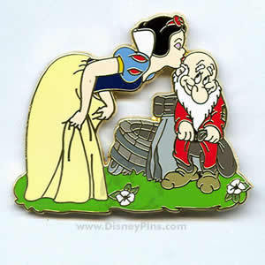  Grumpy & Snow White