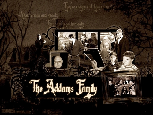  Lisa Loring and the cast of The Addams Family