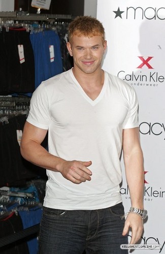 More Pics: Kellan promoting Calvin Klein X Underwear At Macy’s