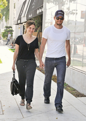  Sophia куст, буш and Austin Nichols Get Lunch in West Hollywood (April 26th)