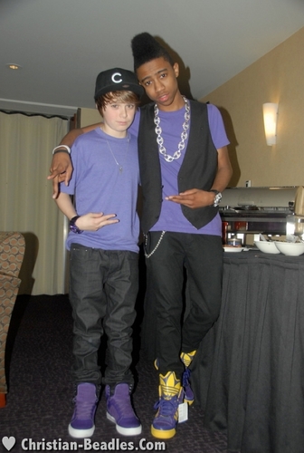  Christian Beadles & vrienden at Justin Bieber's 16th Bday