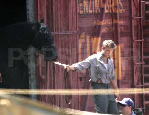  New Robert Pictures on the "Water for Elephants" Set