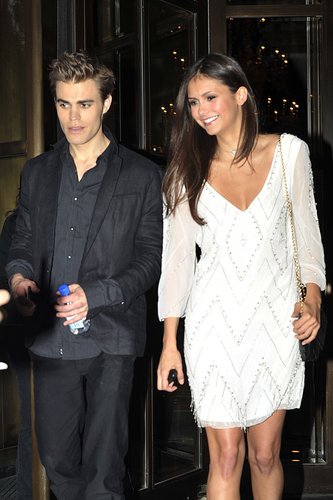  Nina-leaving-her-hotel-in-NYC-21st-May