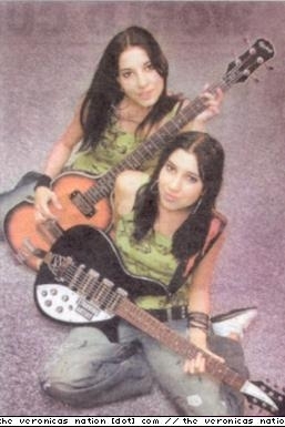  mga litrato of The Veronicas younger