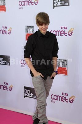  Events > 2010 > May 21st - VIVA Comet 2010 - Red Carpet Arrivals