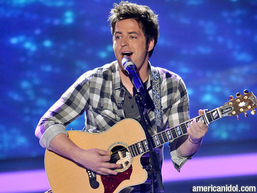  Lee DeWyze cantar "Kiss From A Rose"