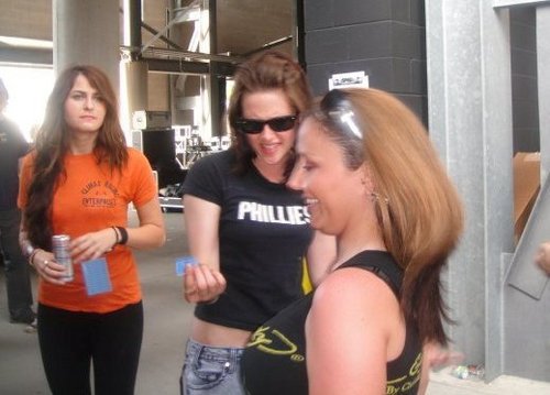  New Pic of Kristen at Rock on the Range show, concerto